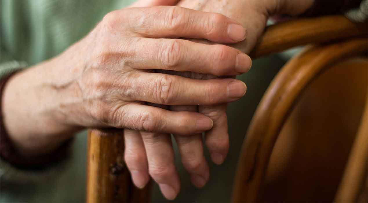 Rheumatoid Arthritis Often Affects the Joints in Your Hands